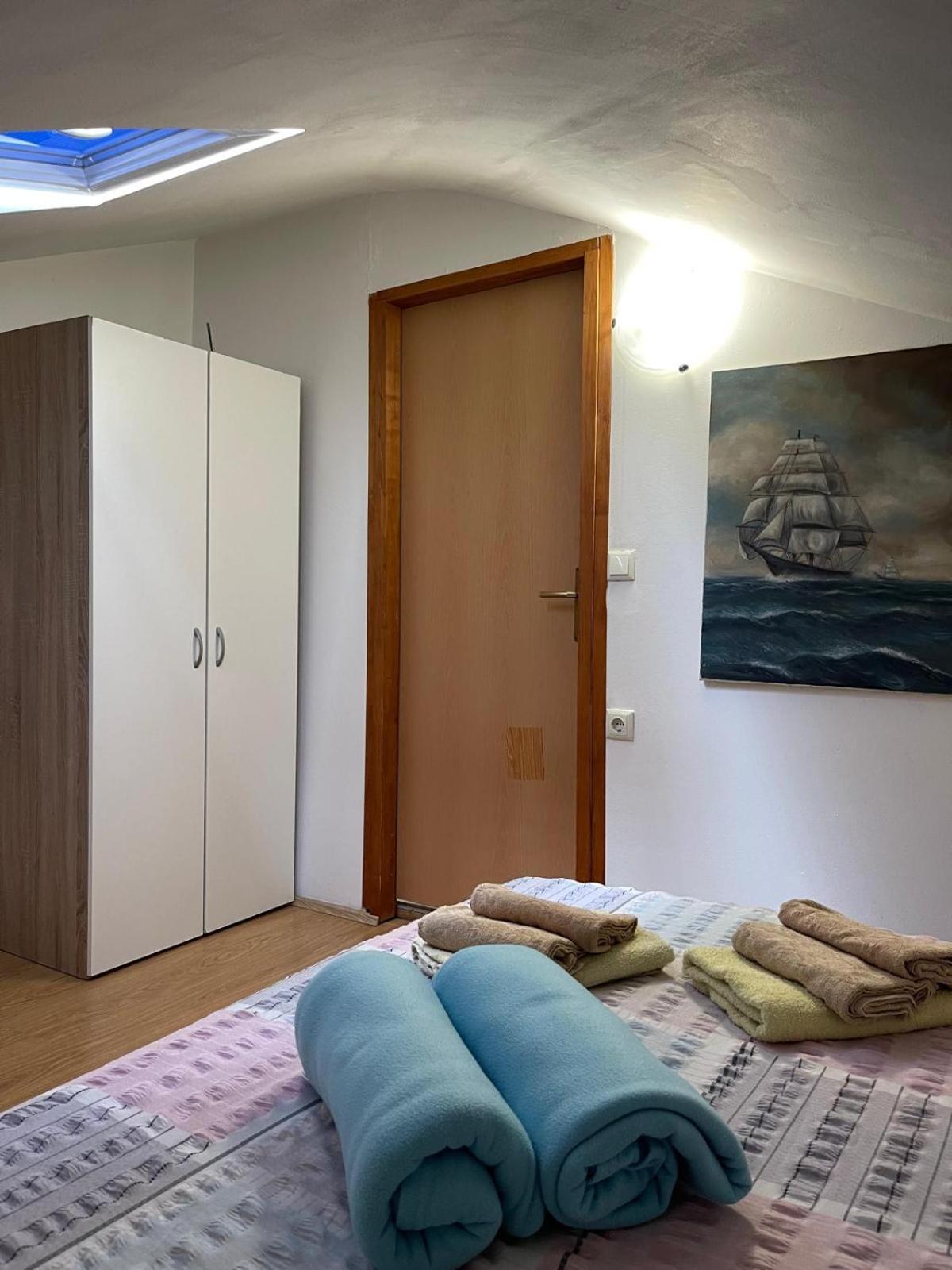 Dejan Apartment-Top Centar Pula Ngoại thất bức ảnh