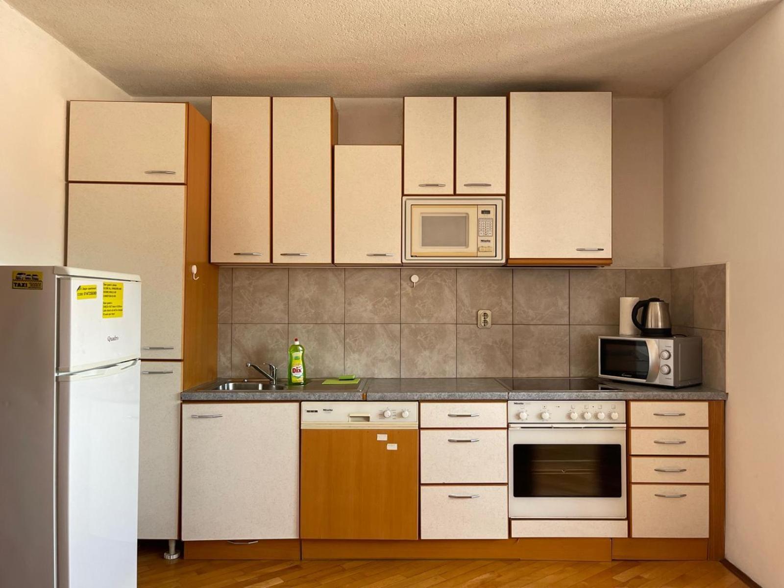 Dejan Apartment-Top Centar Pula Ngoại thất bức ảnh