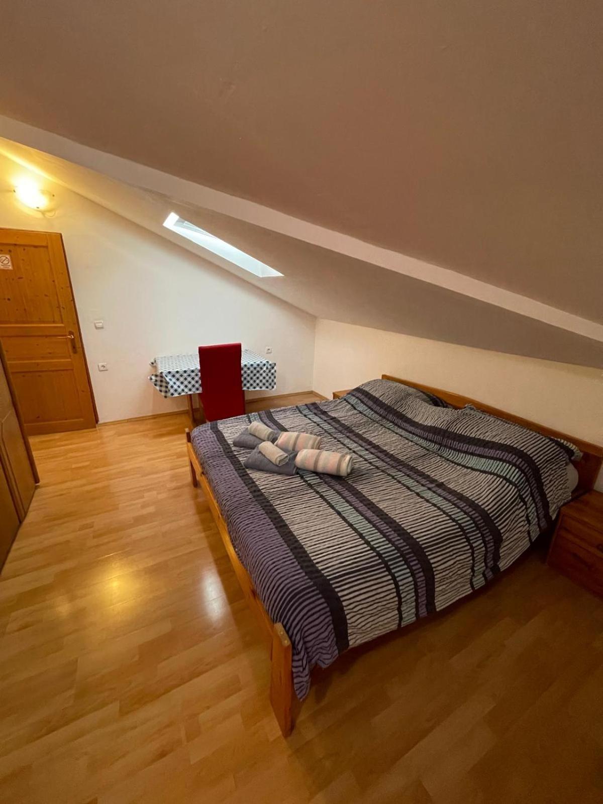 Dejan Apartment-Top Centar Pula Ngoại thất bức ảnh