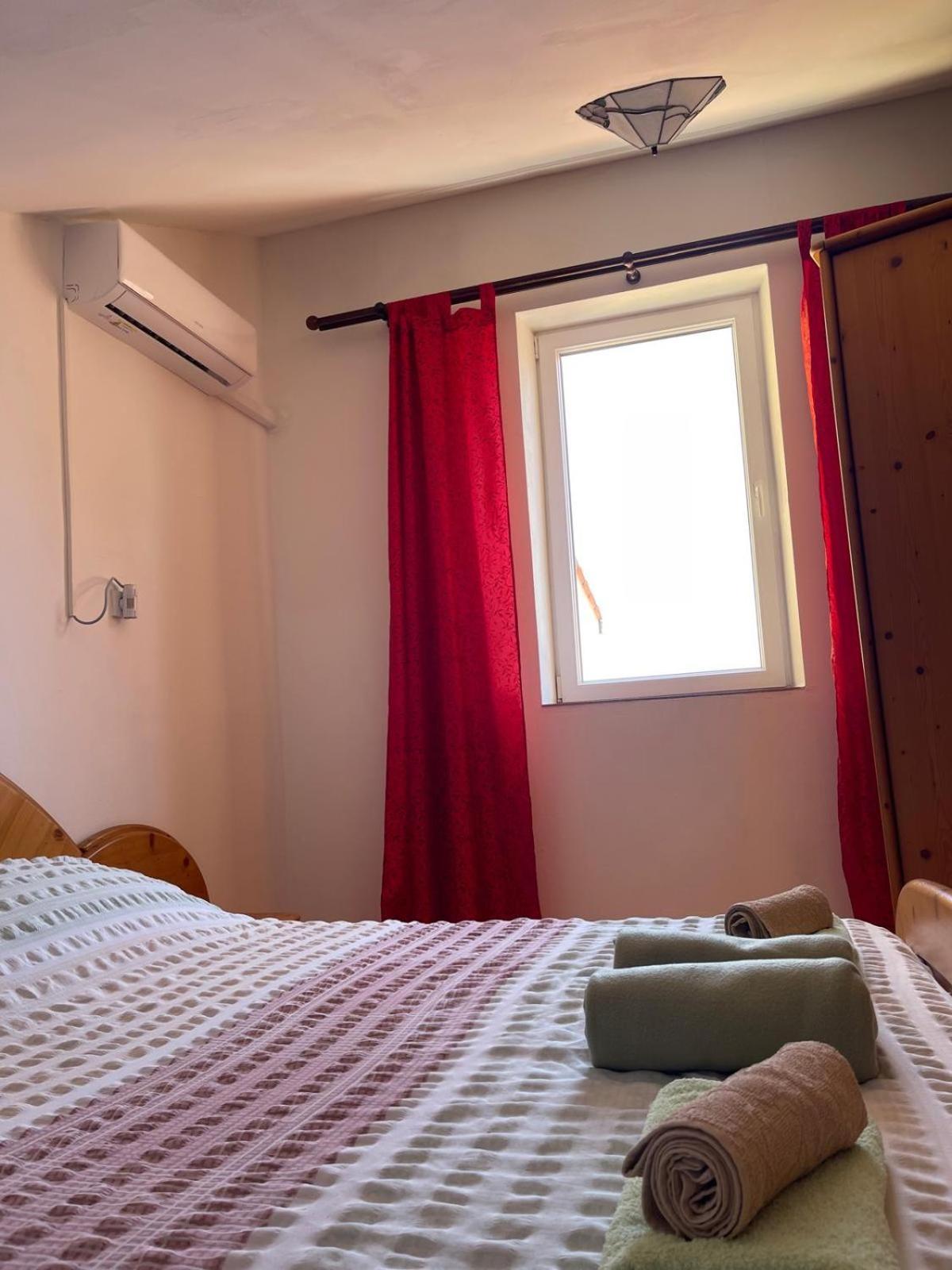 Dejan Apartment-Top Centar Pula Ngoại thất bức ảnh